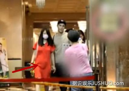 林心如最新孕肚照曝光 肚大如箩疑似六个月