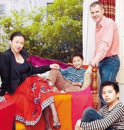金星痛诉儿子被打 小朋友被欺负该打回去吗